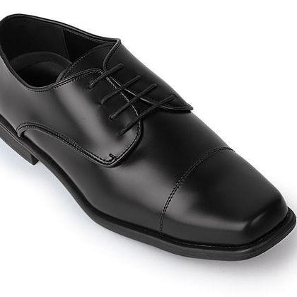 Black Oxford Shoe — Shoes available at the Sacramento studio