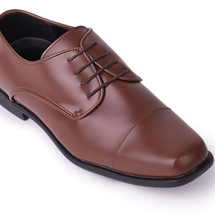 Cognac Brown Oxford Shoe — Shoes available at the Sacramento studio